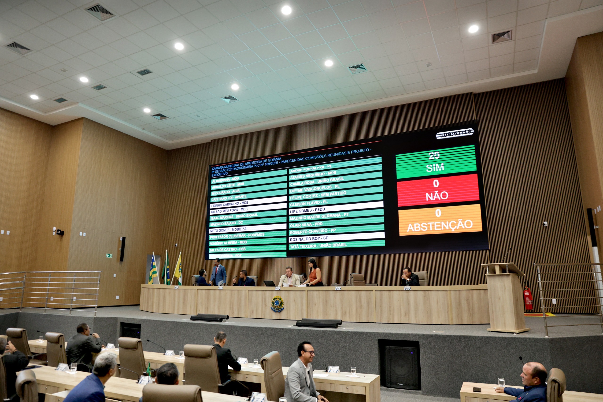 Vereadores aprovam gratificação para agentes comunitários de saúde em Sessão Extraordinária