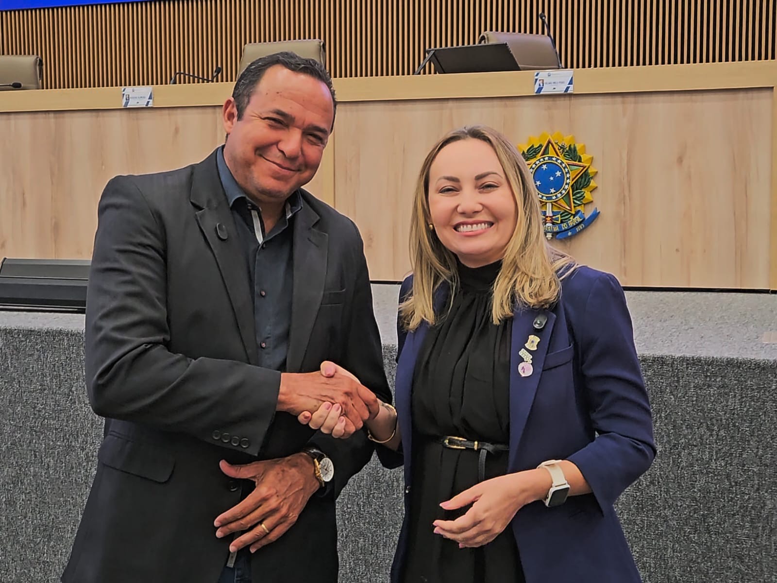 Vereador Arnaldo Leite apresenta projeto para ampliar participação feminina no esporte de Aparecida