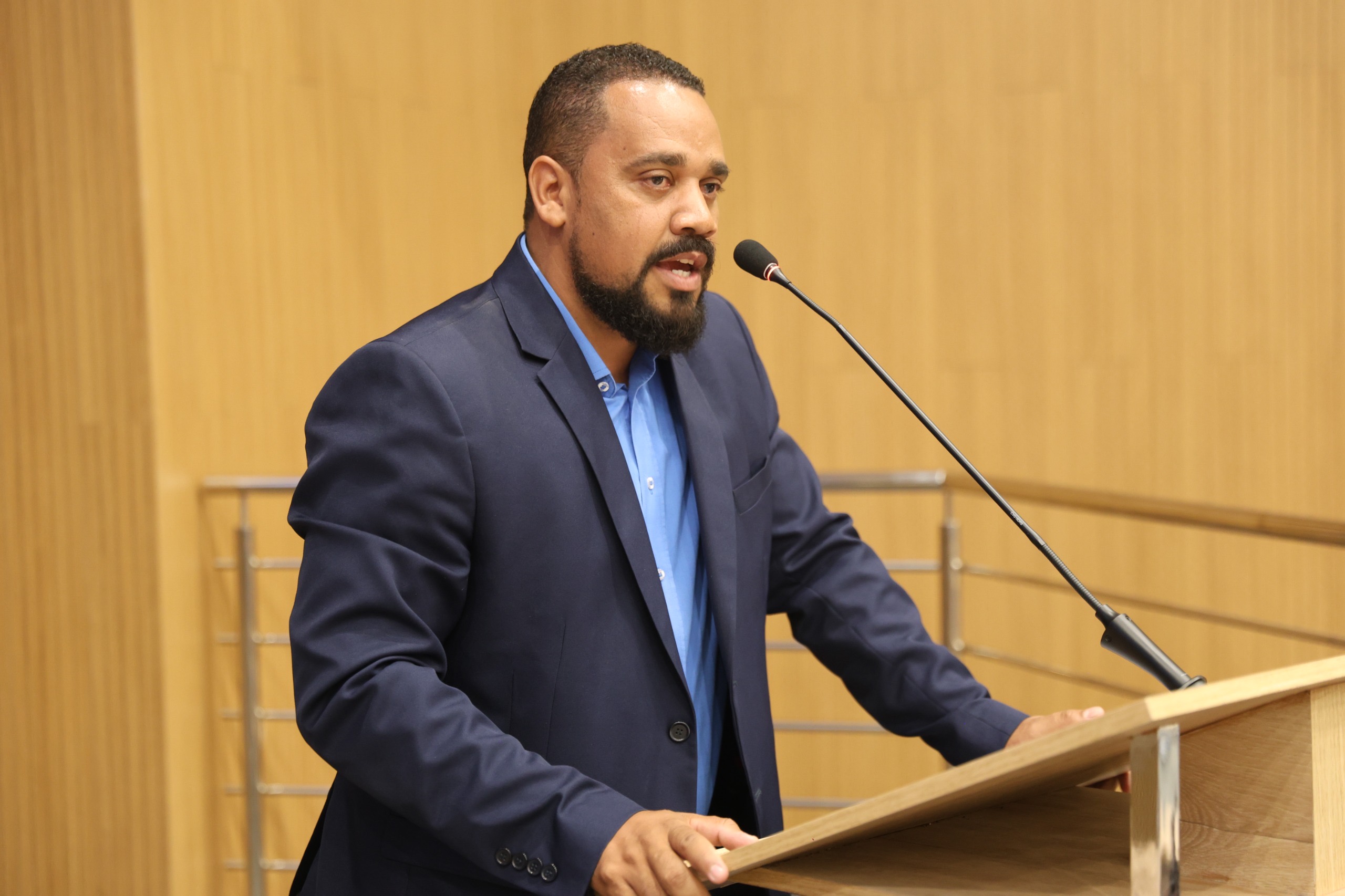 Câmara realiza sessão solene em homenagem aos Professores de apoio