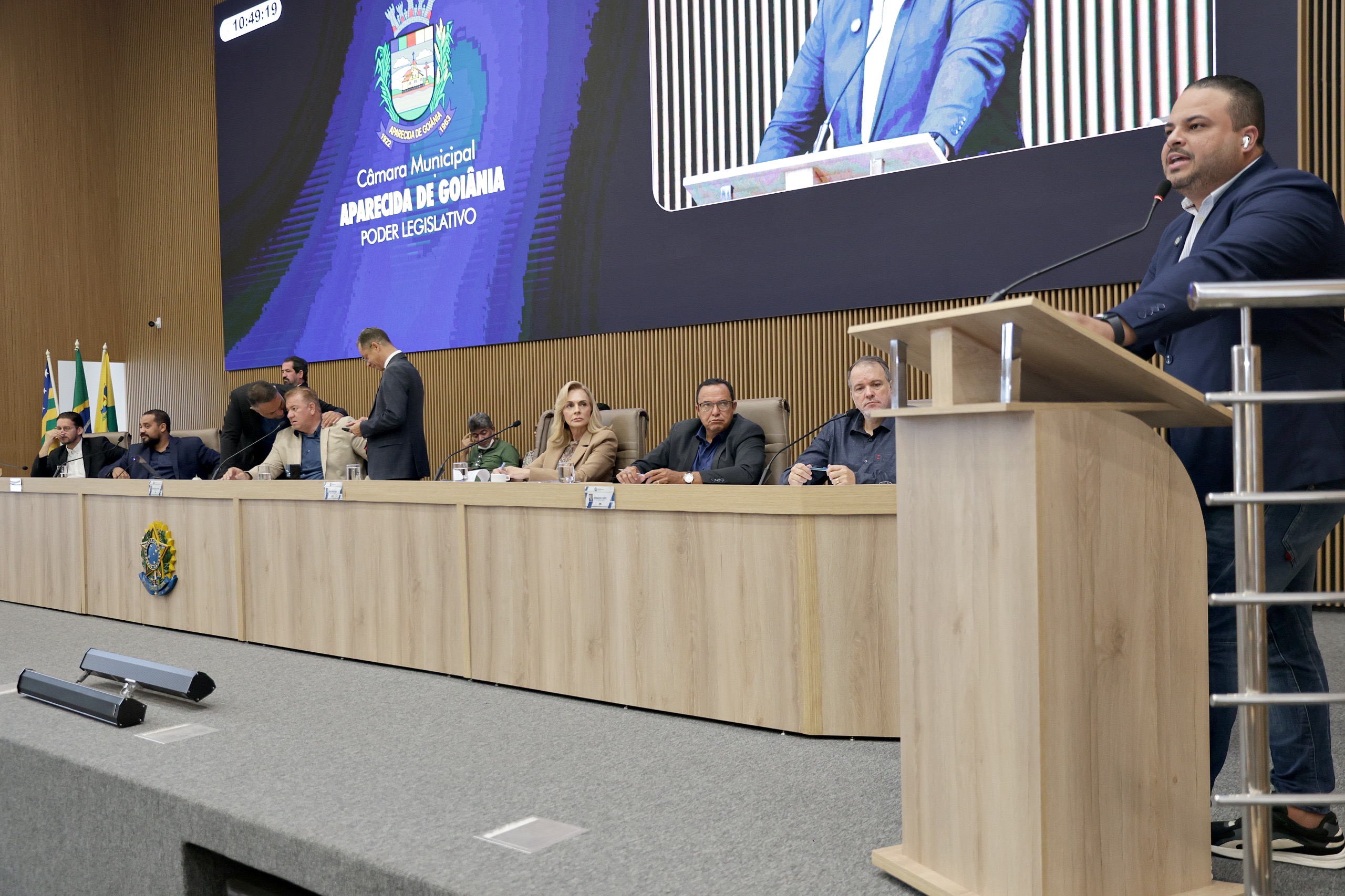 Representantes do AparecidaPrev prestam esclarecimentos sobre aplicação de R$ 40 milhões em 2024