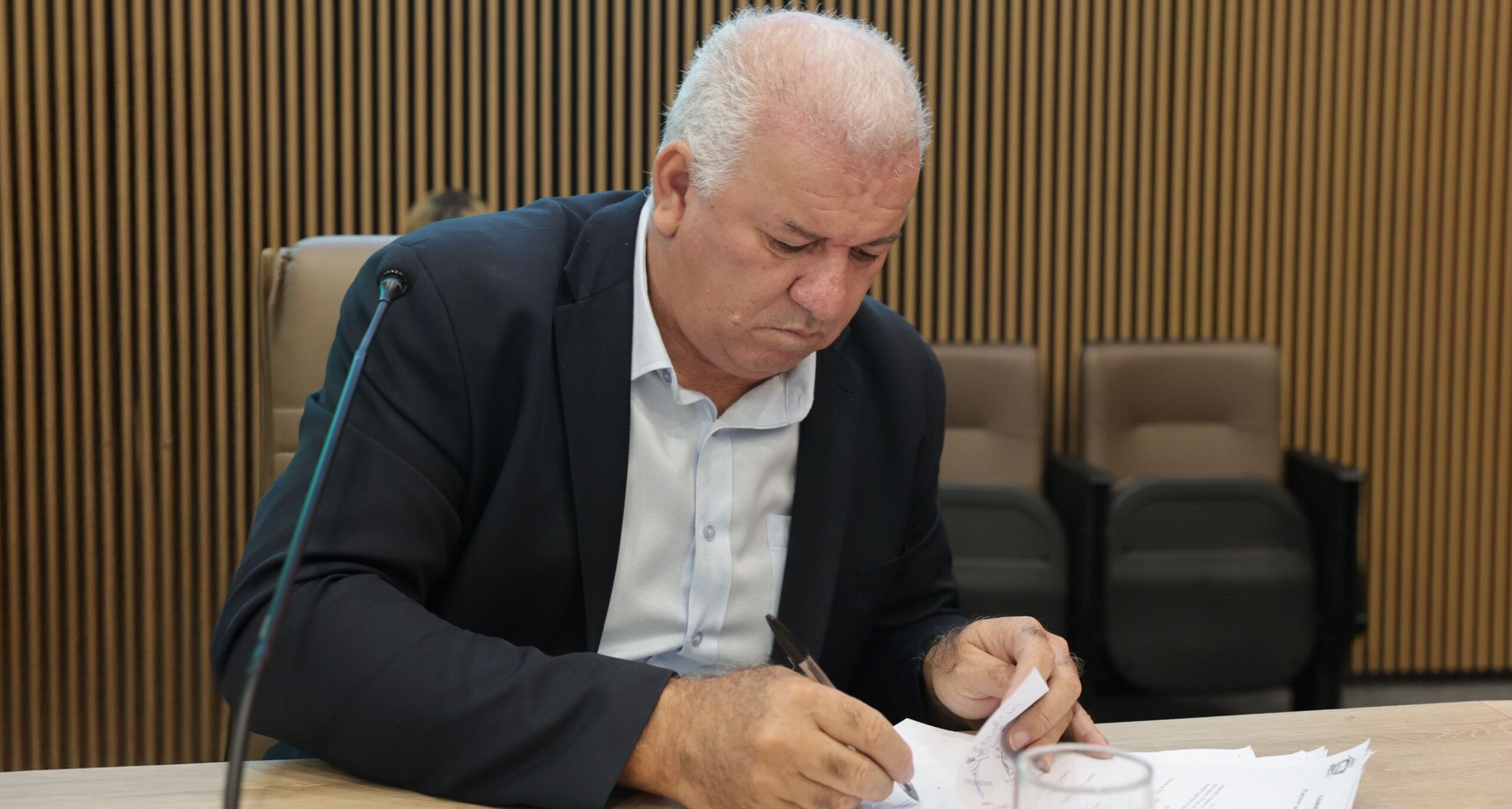 Aprovado o regimento interno da Escola do Legislativo